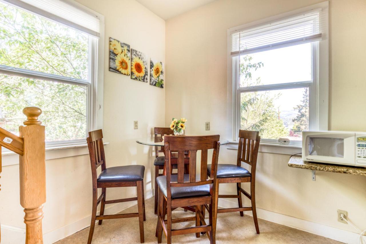 Azusa House Hood River Extérieur photo